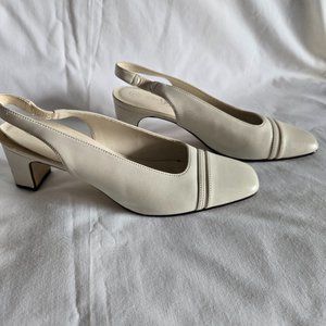 Women's 7.5 High Lights Dress Shoe  (Off white)